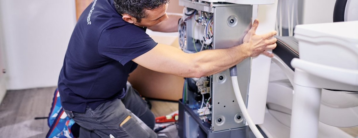 Techniker-Besuch und Corona: Praxis richtig vorbereiten Techniker Besuch Praxis Corona Schutz