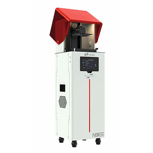 Der dentale 3D-Drucker UNIZ NBEE von SCHEU mit geöffneter Abdeckung. 
